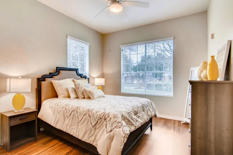 An apartment bedroom at The Terraces at Kingwood