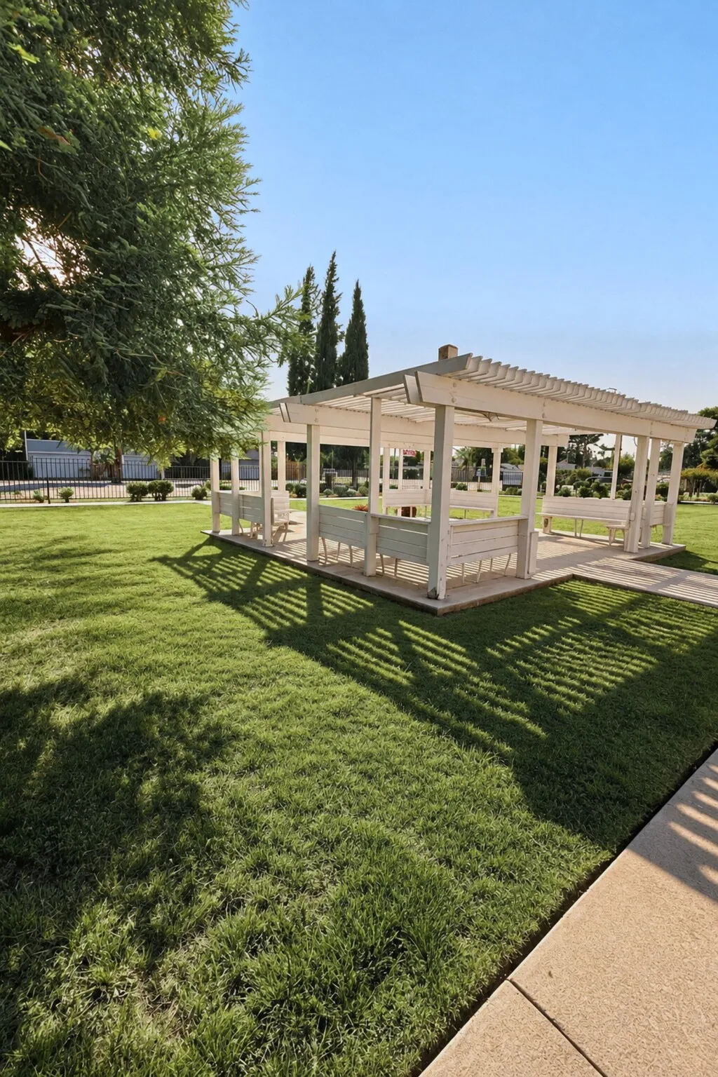 Lawn pergola at Tarina of Stockton